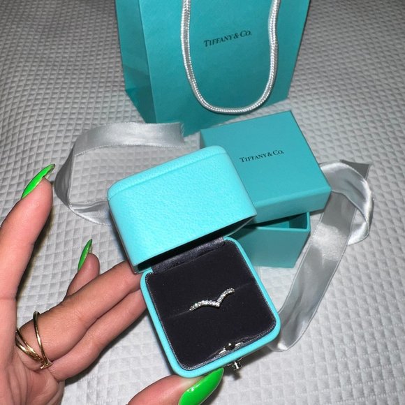 Tiffany Soleste V Ring - Picture 1 of 10